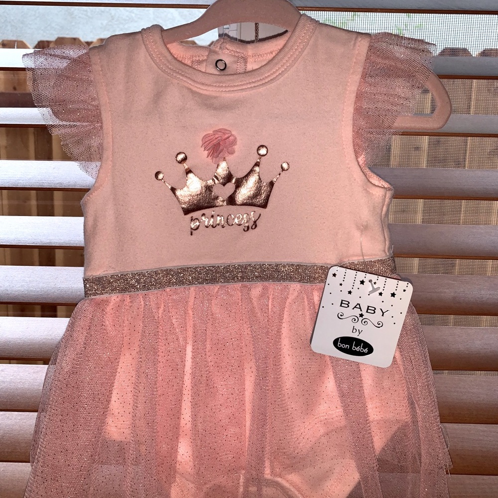Adorable princess dress for baby girl